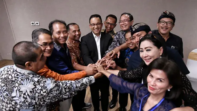 Bakal calon presiden Anies Baswedan bertemu petinggi NasDem, Demokrat dan PKS Bali. Pertemuan digelar di hotel kawasan Nusa Dua pada Minggu, 13 November 2022.