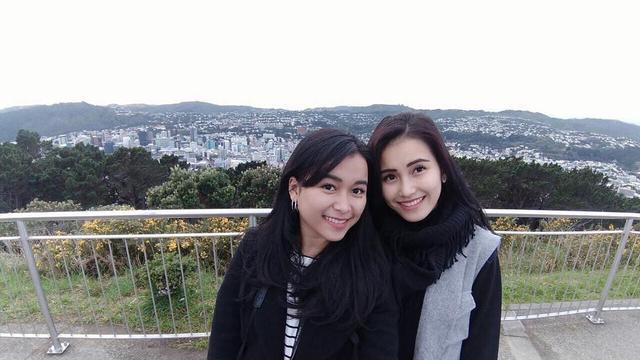Liburan Di Jepang Adik Ayu Ting Ting Dibilang Mirip Sadako Showbiz Liputan6 Com