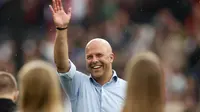 Belum Juga Latih Liverpool, Arne Slot Disebut Bakal Lebih Baik ketimbang Erik Ten Hag