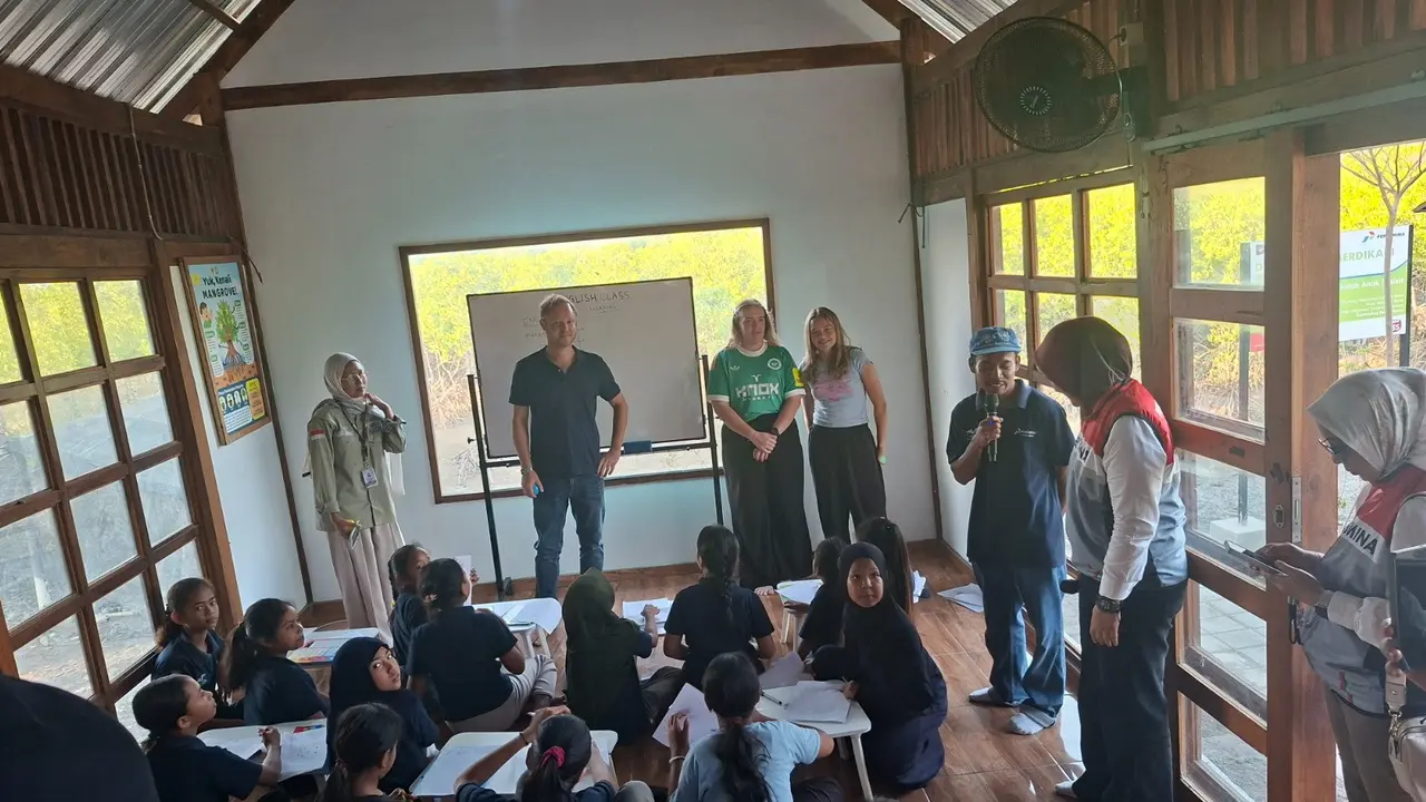 Sekolah Alam Anak Pesisir