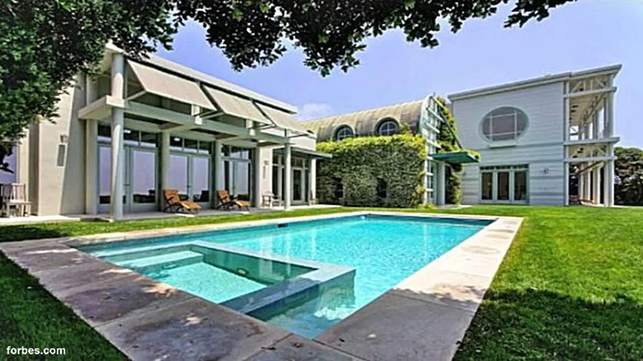 istana-miliarder-12-larry-ellison-131009