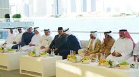 Menteri Pertahanan (Menhan) RI Prabowo Subianto melaksanakan memenuhi undangan dari Presiden Uni Emirat Arab (UEA) Sheikh Mohamed bin Zayed Al Nahyan (MBZ). Prabowo bertemu MBZ di Majelis Abu Dhabi, Kamis (23/2/2023). (Foto:Istimewa)