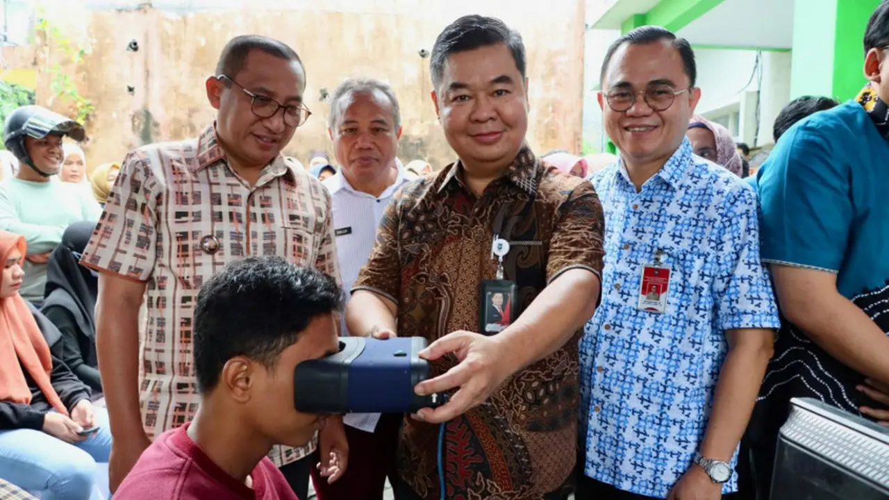 Dirjen Teguh Setyabudi Suntik Semangat Disdukcapil se-Maluku Utara Capai Target KTP-el