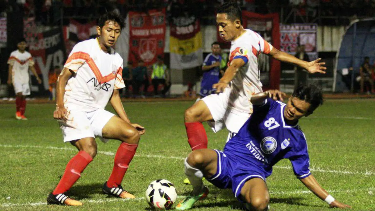 Persis Solo