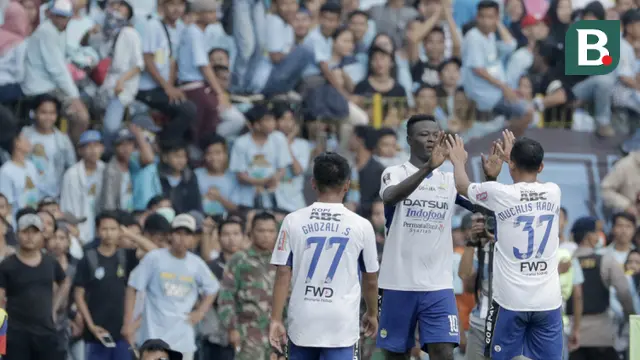 Persib Bandung Vs Perserang Serang