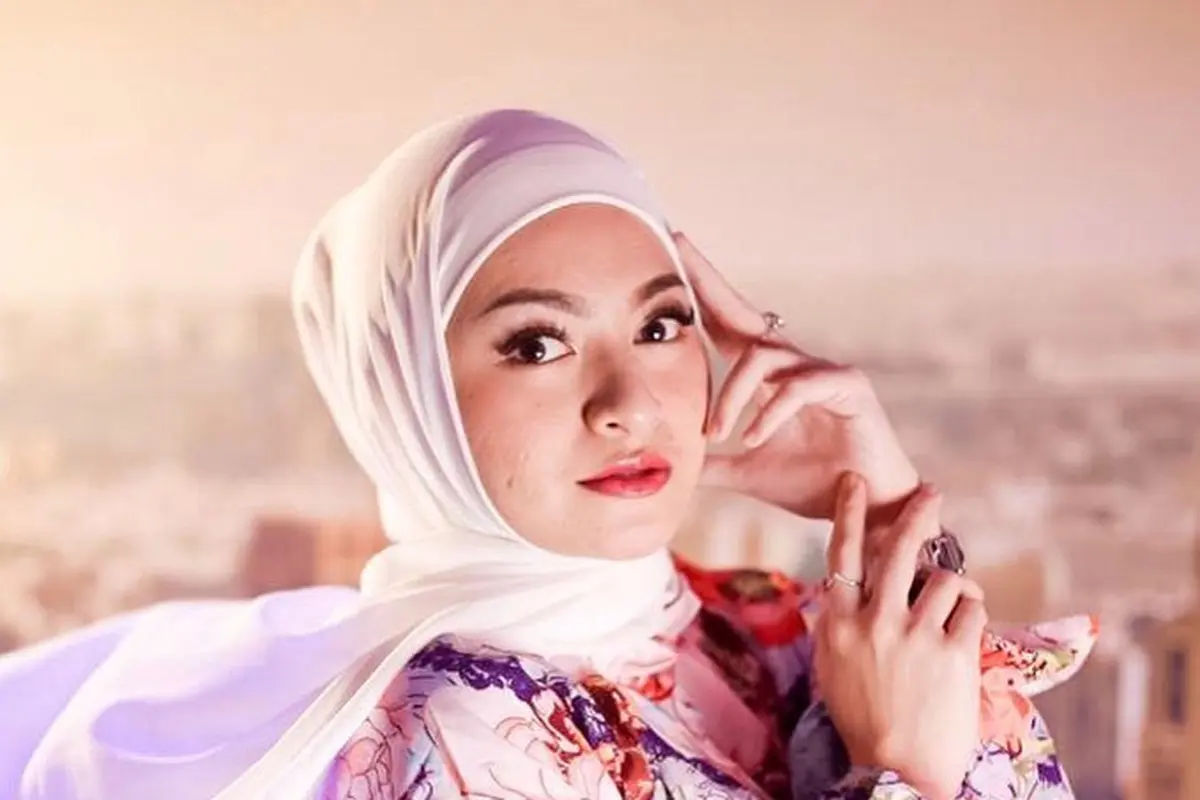 6 Potret Transformasi Nathalie Holscer dari Remaja hingga Kini, Curi Perhatian
