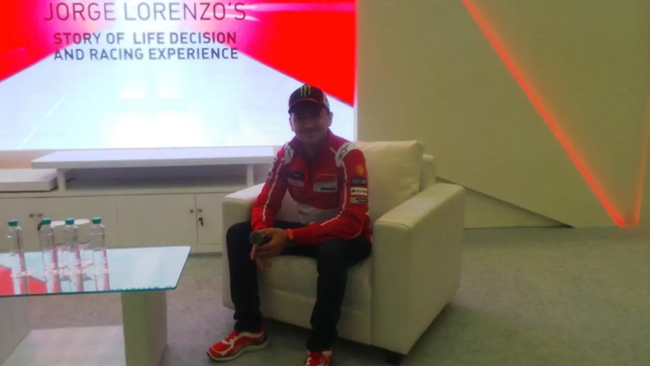 Pembalap Ducati Corse, Jorge Lorenzo 