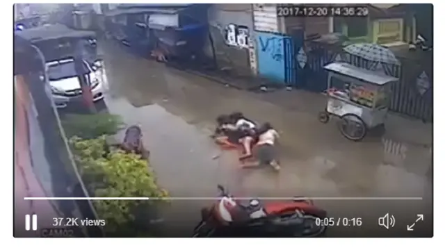 Ngebut di Tikungan, Remaja Gonceng Tiga Cium Aspal