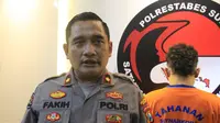 Kasi Humas Polrestabes Surabaya Kompol Muchamad Fakih. (Dian Kurniawan/Liputan6.com)