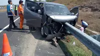 Kondisi Sebuah Mobil Saat Mengalami Kecelakaan di Ruas Tol Solo-Sragen KM 501, Sabtu (31/5/2019). (Foto: Istimewa)