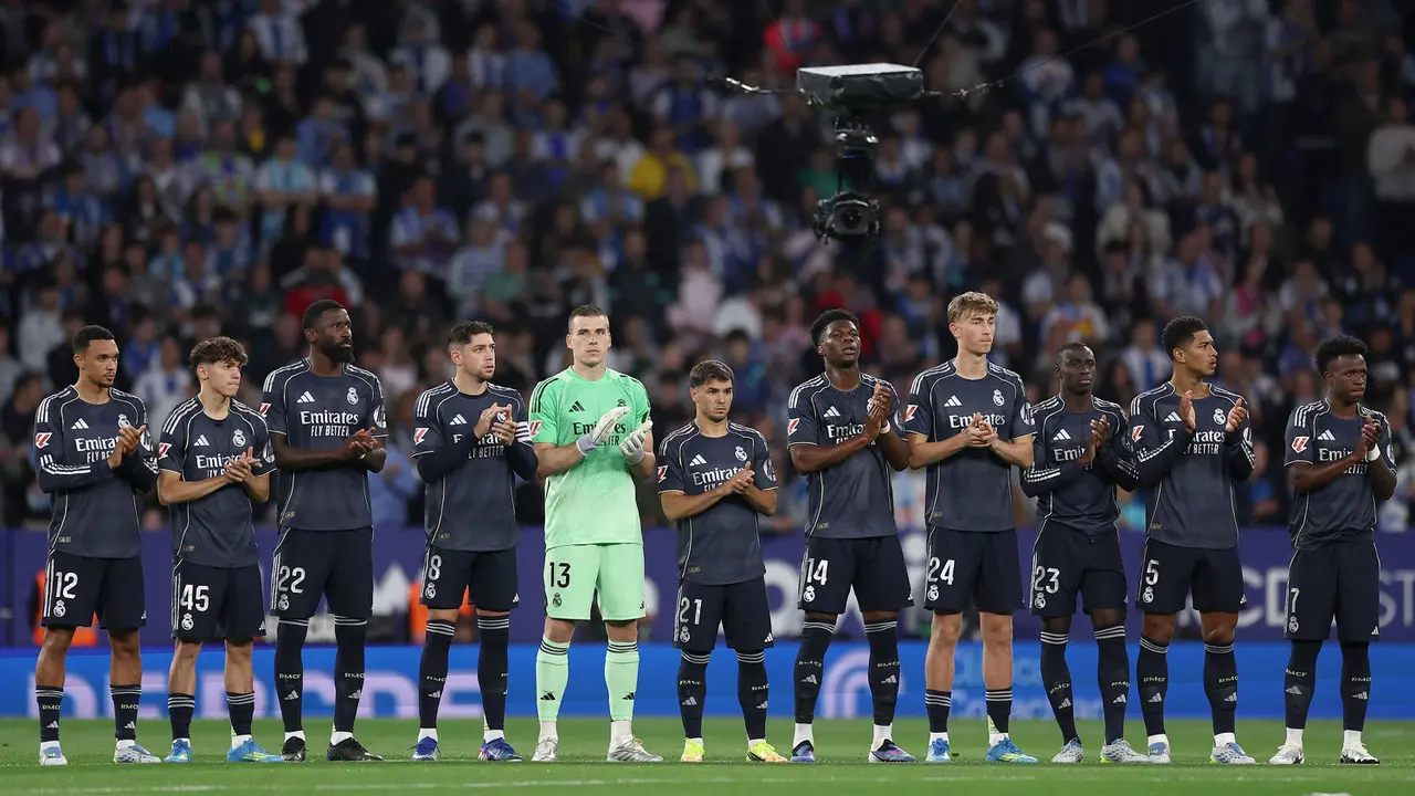 Foto: Momen Vinicius Jr Gagalkan Perayaan Juara Lebih Cepat Barcelona di Liga Spanyol