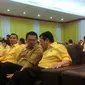 Gubernur DKI Jakarta, Basuki Tjahaja Purnama atau Ahok dan Ketua Umum Golkar Setya Novanto. (Liputan6.com/Delvira Chaerani Hutabarat)