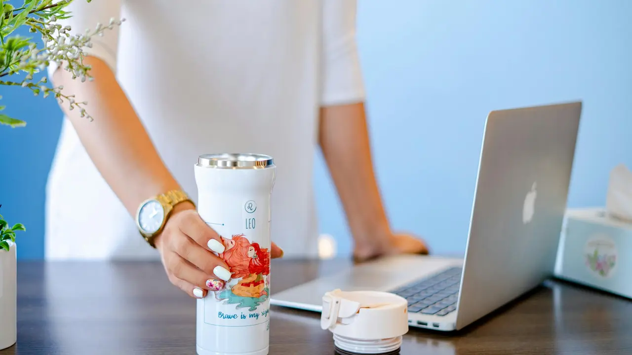tumbler (pexels)