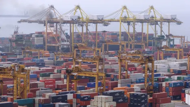 Pelabuhan terbesar di dunia2 - Port of Singapore 2