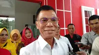 Bakal Calon Bupati Tulang Bawang, Ismet Roni usai menjalani fit and propertest di DPD PDI Perjuangan. Foto : (Istimewa).