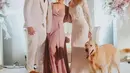 Jessica Mila juga beberapa kali bertindak sebagai bridesmaid di pernikahan teman. Seperti di foto ini ia tampak memesona dengan busana warna pastelnya. [Instagram @jsmila]