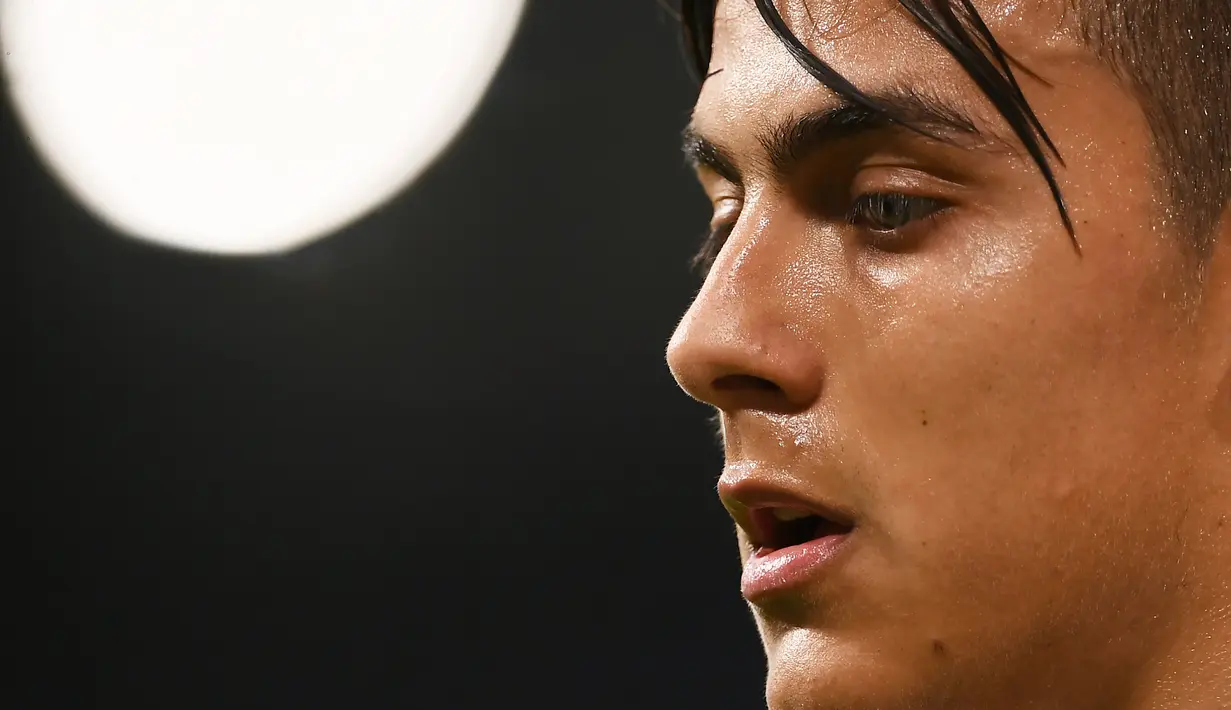 1. Paulo Dybala (Argentina) - Wonderkid ini diproyeksikan untuk menjadi pelayan bagi Romelu Lukaku di Manchester United. Namun Juventus sepertinya sulit melepas sang pemain karena memiliki masa depan yang baik. (AFP/Marco Bertorello)