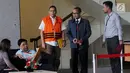 Mantan Kapusdatin Setjen Kemendagri, Dudy Jocom seusai menjalani pemeriksaan di Gedung KPK, Jakarta, Kamis (21/6). Dudy Jocom merupakan tersangka kasus korupsi pembangunan gedung IPDN TA 2011 di Kabupaten Agam, Sumatera Barat (Merdeka.com/Dwi Narwoko)