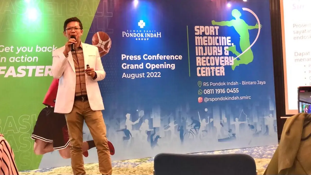 Dokter spesialis bedah ortopedi konsultan sports injury dan arthroskopi Andi Nusawarta