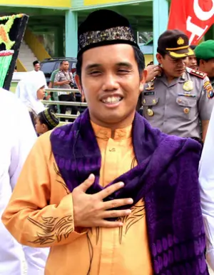 Ustadz Nur Maulana