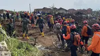 Ramainya Warga Hambat Evakuasi Korban Longsor Cisarua Bandung Barat