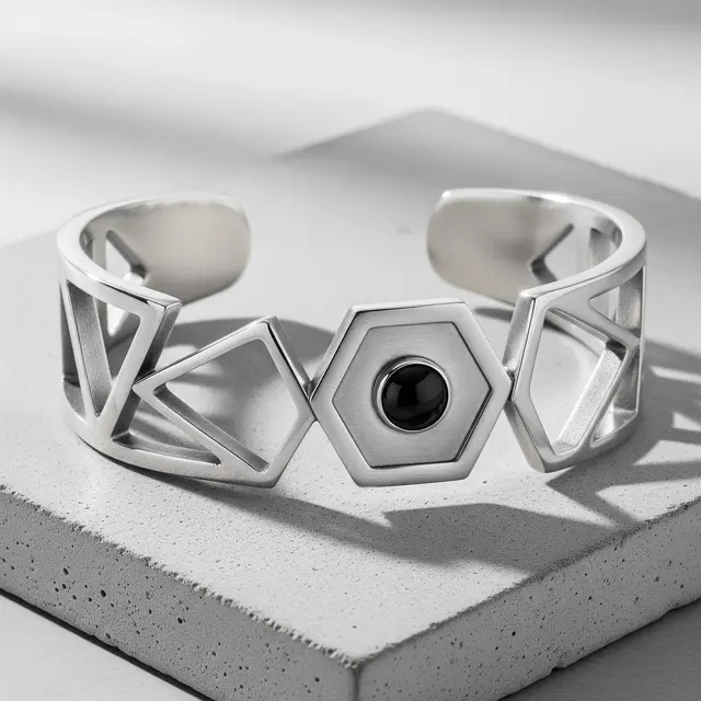 Model Gelang Emas Simpel tapi Bernilai Tinggi (Image by Gemini AI)