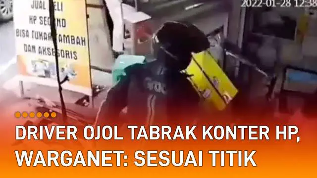 Motor driver ojol menabrak etalase kaca konter hingga salah satunya pecah.