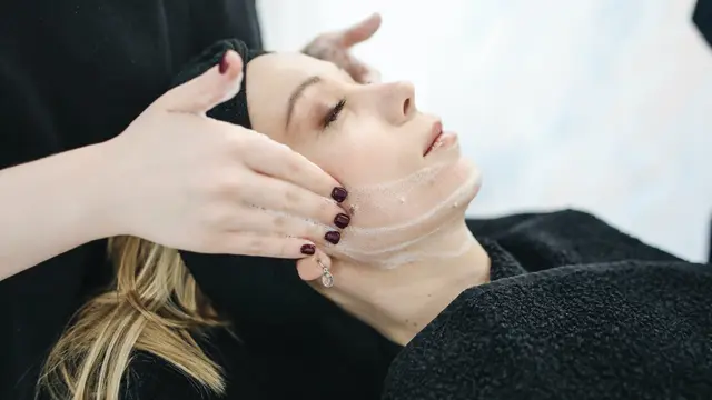 Ilustrasi perawatan kecantikan