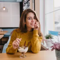 Menjadi pribadi dewasa./Copyright&nbsp;freepik.com/author/lookstudio