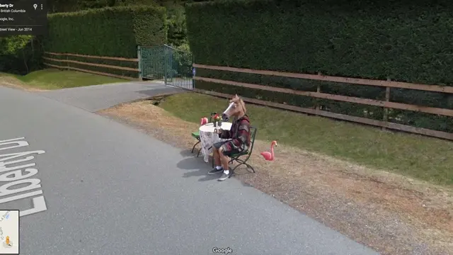 Momen Aneh di Google View Street