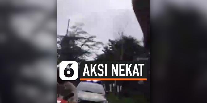 VIDEO: Dikejar Polisi, Bocah Ini Malah Ngevlog Sambil Naik Motor