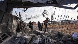 Badan khusus Perserikatan Bangsa-Bangsa (PBB) yang berfokus pada masalah kesehatan masyarakat internasional, World Health Organization (WHO), menyebut bahwa kasus meningitis pada anak di Gaza mengalami kenaikan. (Eyad BABA/AFP)