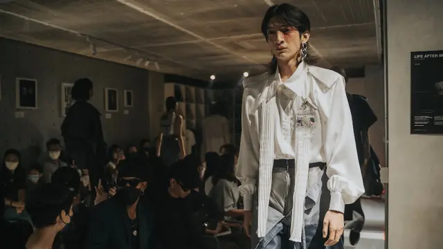 Tragedi 1998 Jadi Inspirasi Koleksi Pakaian  Nichol Elenna