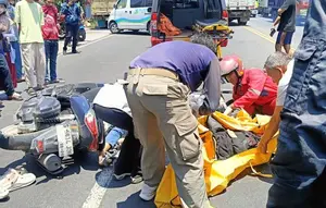 Motor Terjepit Dua Truk di Gempol Probolinggo, Satu Keluarga Tewas