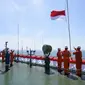 PT Pertamina International Shipping (PIS) memperingati hari kemerdekaan atau HUT ke-78 RI tahun ini dengan menggelar upacara dan pengibaran bendera di tengah lautan.
