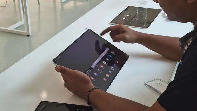 Galaxy Tab S9 Ultra (/Giovani Dio Prasasti)
