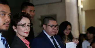 Minati Atmanagara mengakui banyak kerugian yang harus ditanggungnya usai dirinya ditetapkan sebagai tersangka atas tuduhan plagiat senam terkait laporan Roy Tobing. (Andy Masela/Bintang.com)