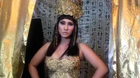 Fokus Nyanyi, Cut Memey Berubah Jadi Cleopatra