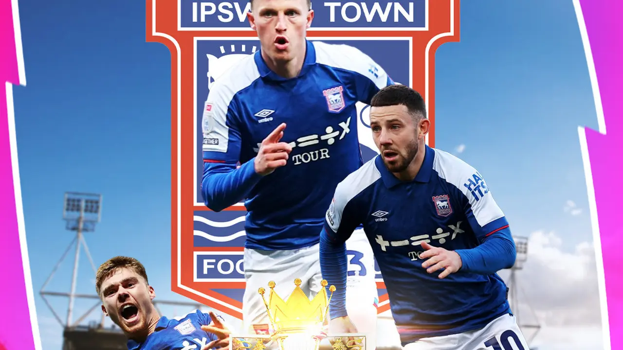 Ipwich Town - Ilustrasi Leif Davis, Conor Chaplin, Nathan Broadhea dengan Piala Premier League