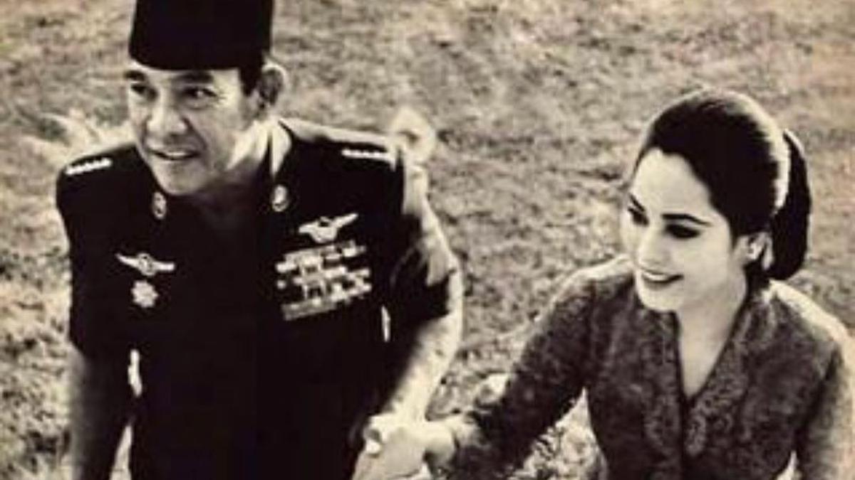 10 Potret Dewi Soekarno yang Awet Muda, Tak Disangka Usianya Sudah Segini