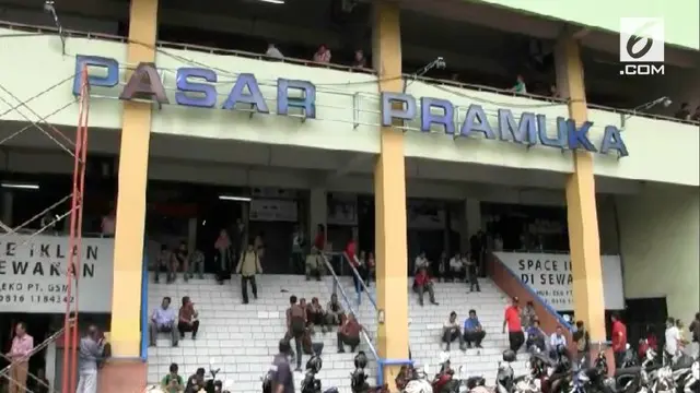 VIDEO: Izin Dicabut Pedagang Obat di Pasar Pramuka Mogok Berjualan