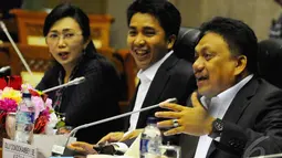 Kesepakatan tersebut diputuskan usai mendengarkan pandangan mini fraksi dalam Rapat RUU Usaha Perasuransian. Pembahasan kesepakatan ini siap disahkan menjadi UU di Rapat Paripurna DPR, Jakarta, Senin (15/9/2014) (Liputan6.com/Andrian M Tunay)