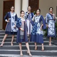 Desainer Wignyo menampilkan koleksi busana dengan menggunakan wastra hasil karya UMKM binaan KPw BI DKI Jakarta yang terbagi menjadi dua kategori. Pertama lima busana terbuat dari Batik Betawi buatan Batik Marunda dan Elemwe. Kategori kedua lima busana terbuat dari Batik Jumputan buatan Solo Putri