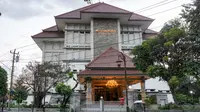 Museum Keris yang terletak di selatan Stadion Sriwedari Solo akan diresmikan Presiden Jokowi pada (25/8). 