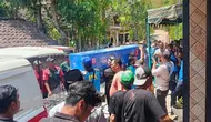 Jenazah Korban Kapal Virgo 8 Tiba di Tulungagung, 3 Warga Masih Hilang