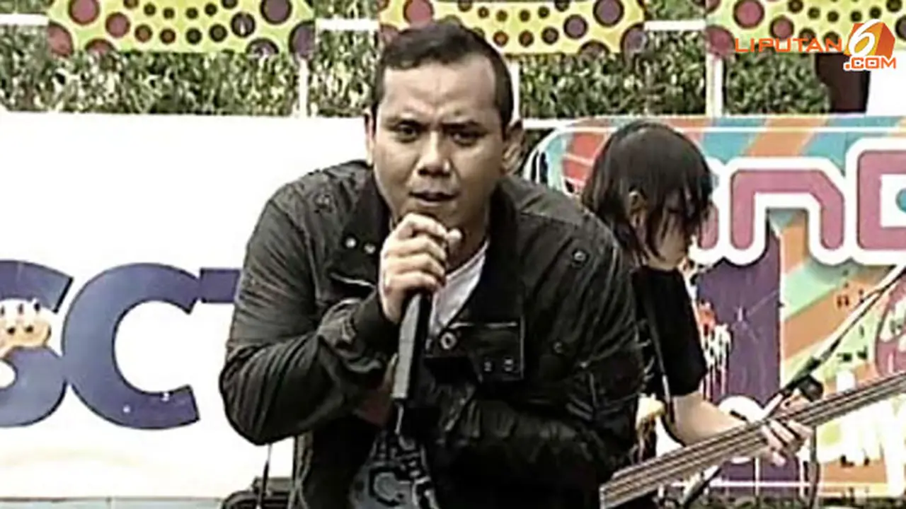 fadly-padi-1-131025b.jpg