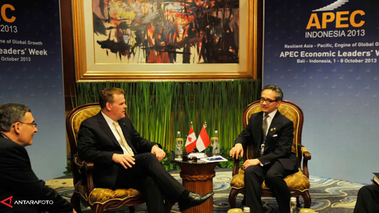 apec-kanada-ri-131005a.jpg