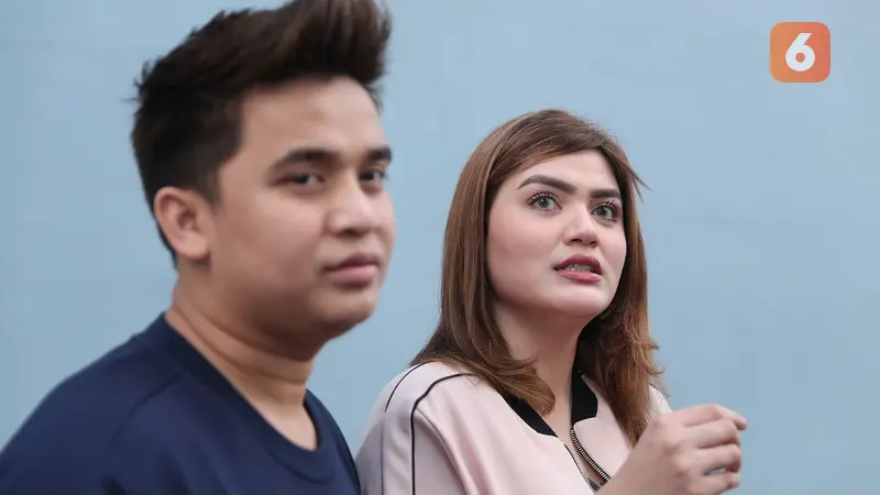 [Bintang] Billy Syahputra dan Hilda Vitria