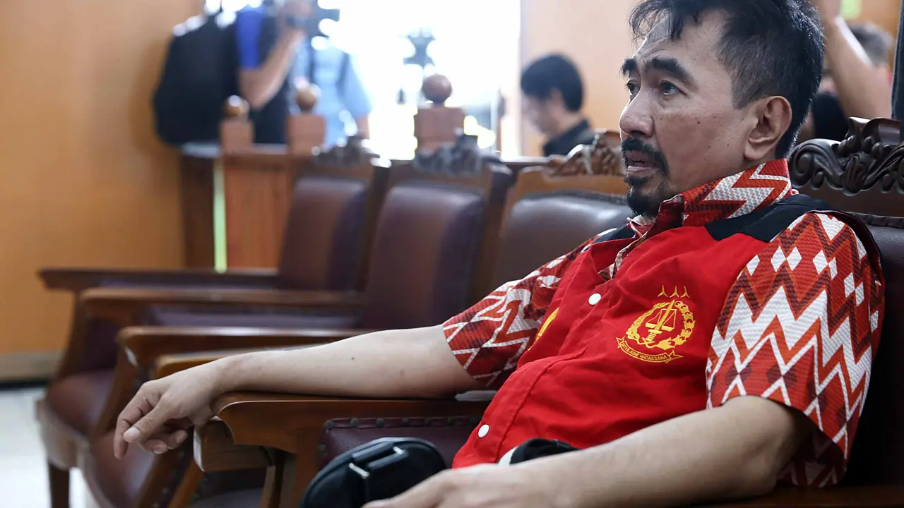 [Bintang] Aa Gatot Brajamusti
