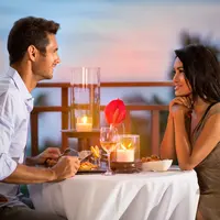 Mengulik Manfaat Kesehatan dari Merayakan Hari Valentine (Business/Shutterstock)